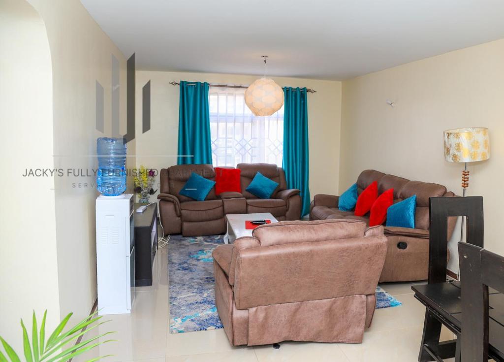 Jacky'S Milimani Suites Nakuru Extérieur photo